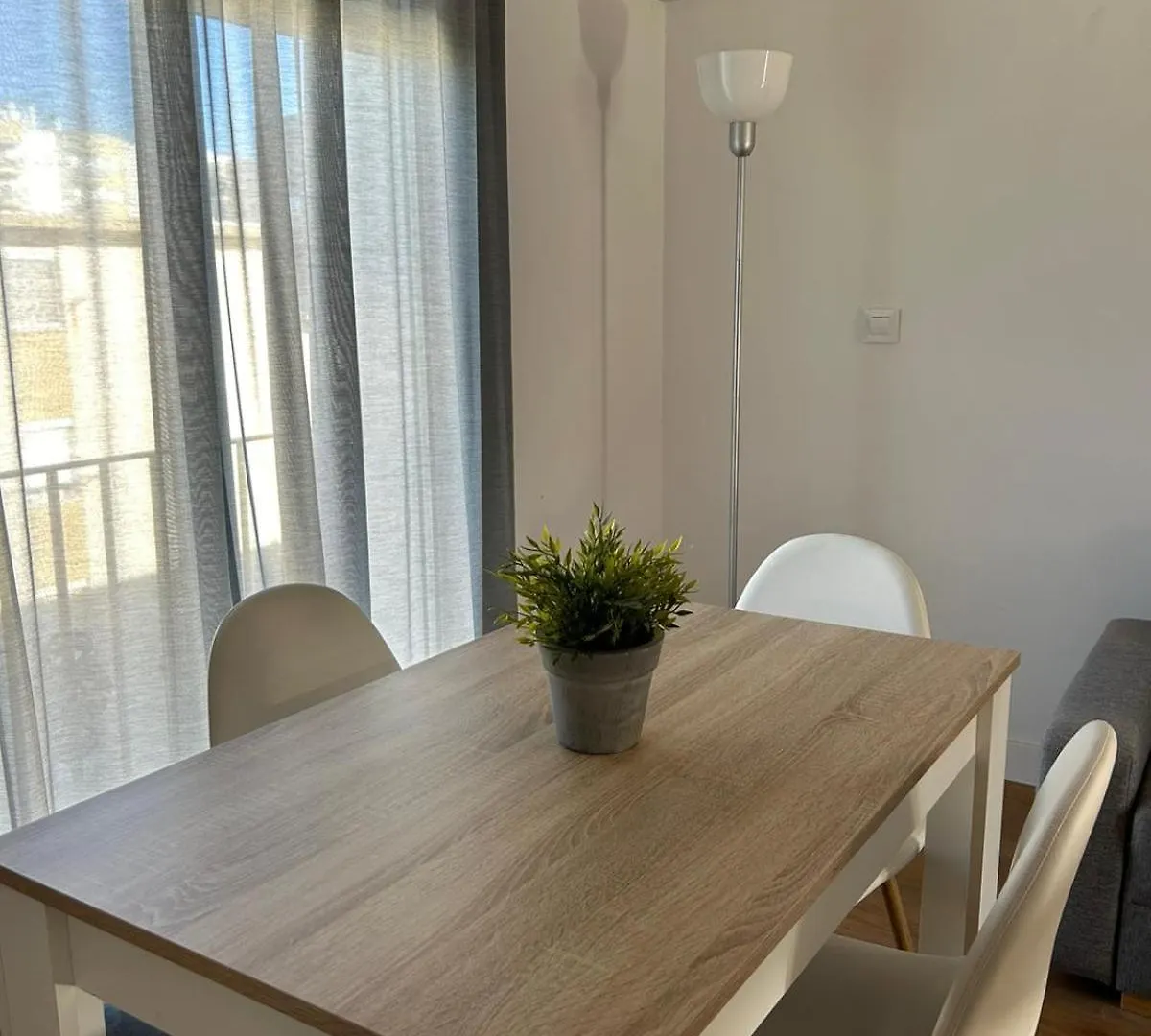 Apartamento Paseo Las Vinas Apartment Jerez de la Frontera 0*,  Spain